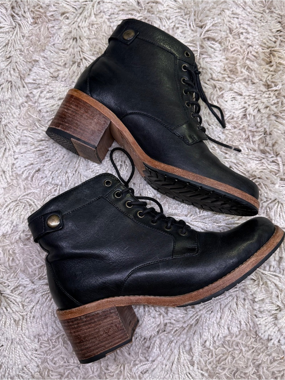 Clarks Black Leather Lace Up Ankle Boots Block Heel Women’s 7.5 M